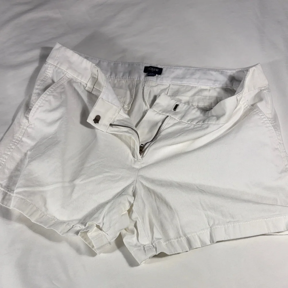 J. Crew womens white basic flat front 5" inseam Bermuda shorts - size 14 - Picture 7 of 10